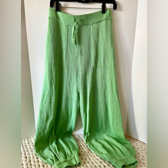 FREE PEOPLE THREE PIECE KNIT LOUNGE SET - Picture 4 of 6